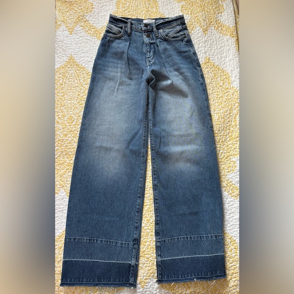 Frame Denim Denim - Frame high rise jeans size 23 like new